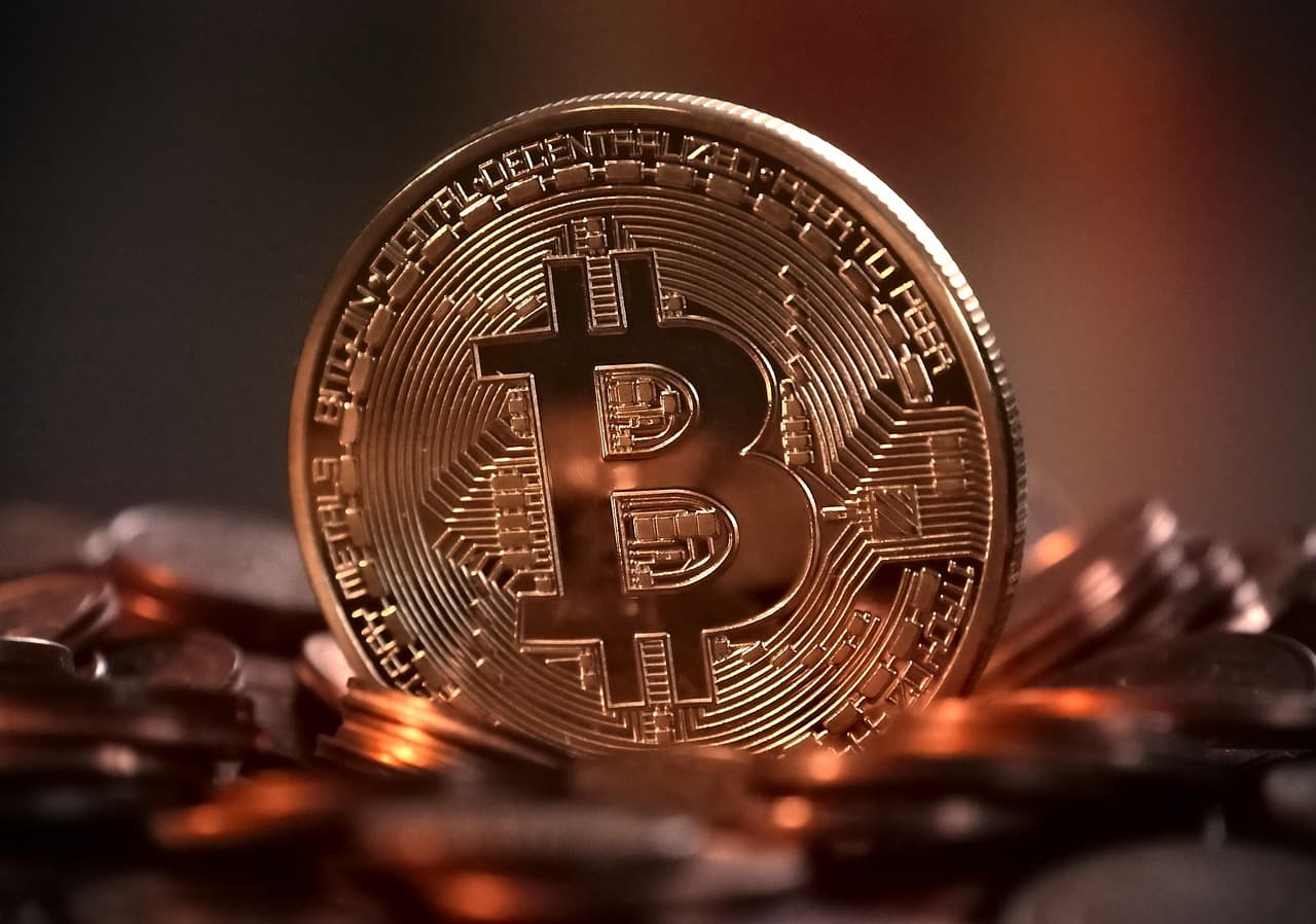 Цифровые активы в Казахстане: что вы покупаете и что проверяет KYC